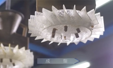 檢查模型的尺寸、外觀，組蠟樹