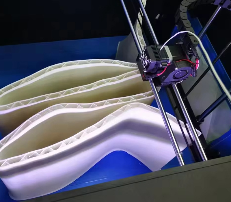 高強(qiáng)度擠出機(jī)